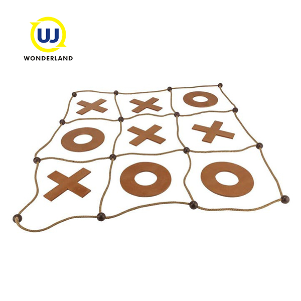 Wooden Giant Tic Tac Toe 2 Play Game