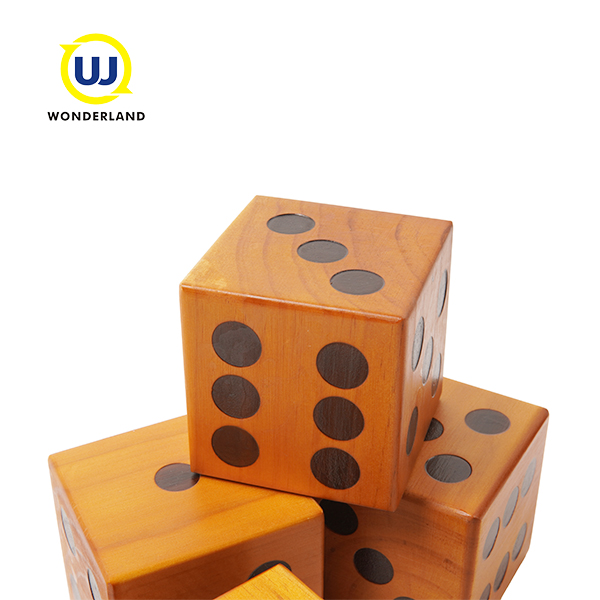 Pine Wood Lawn Giant Dice Wholesaler